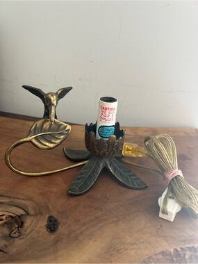 Hummingbird and Leaf  Gold Cast Iron Metal Table Lamp